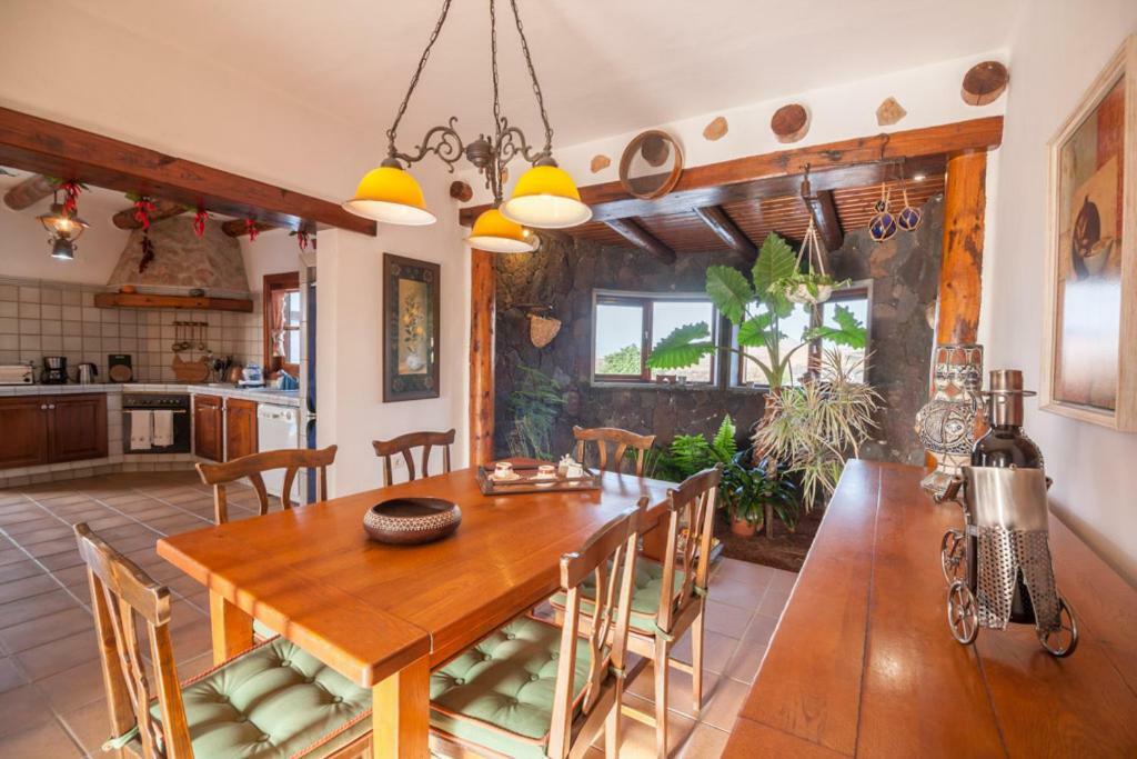 Villa Eloisa Тинахо Экстерьер фото