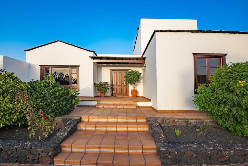 Villa Eloisa Тинахо Экстерьер фото